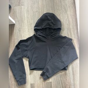 Lululemon women’s cropped hoodie